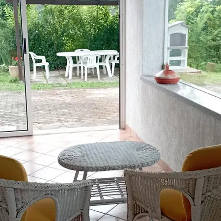 Casa Moncestino Vakantiehuis *